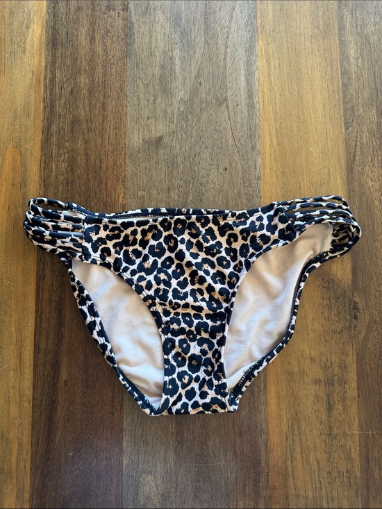 Xhilaration Other - Xhilaration Leopard Print Bikini Bottoms